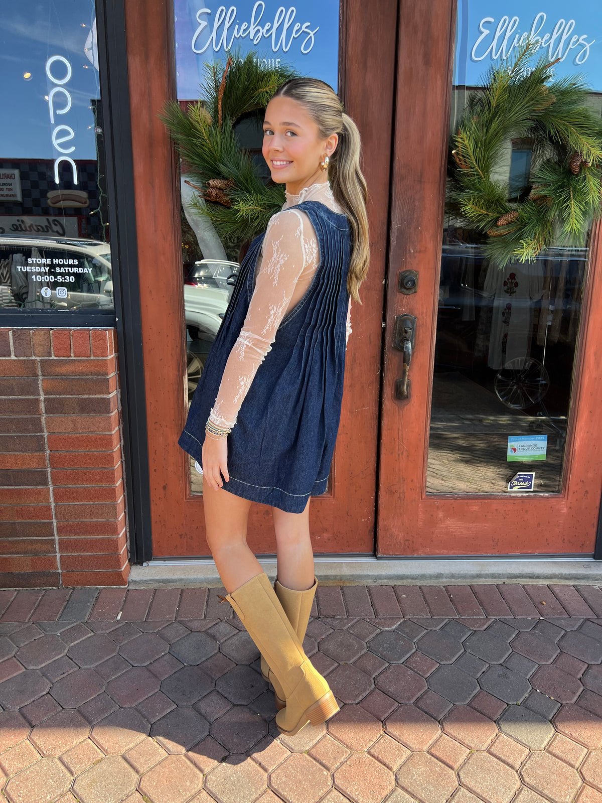 Kiss A Cowgirl
